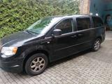 Chrysler Grand Voyager LX 2.8 CRD Autom. LX - gebrauchte Chrysler Grand Voyager aus dem Jahr 2010