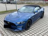 Ford Mustang 5.0 V8 GT Cabrio mit Windschott