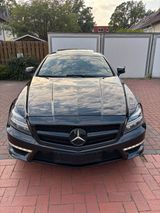 Mercedes-Benz Mercedes Benz CLS 63 AMG - aus 2011: Mercedes Cls