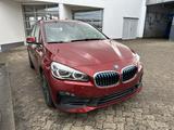 BMW 225 Active Tourer XE Sport Line Navi LED Kamera  - mit Hybrid-Antrieb: Rot, Van