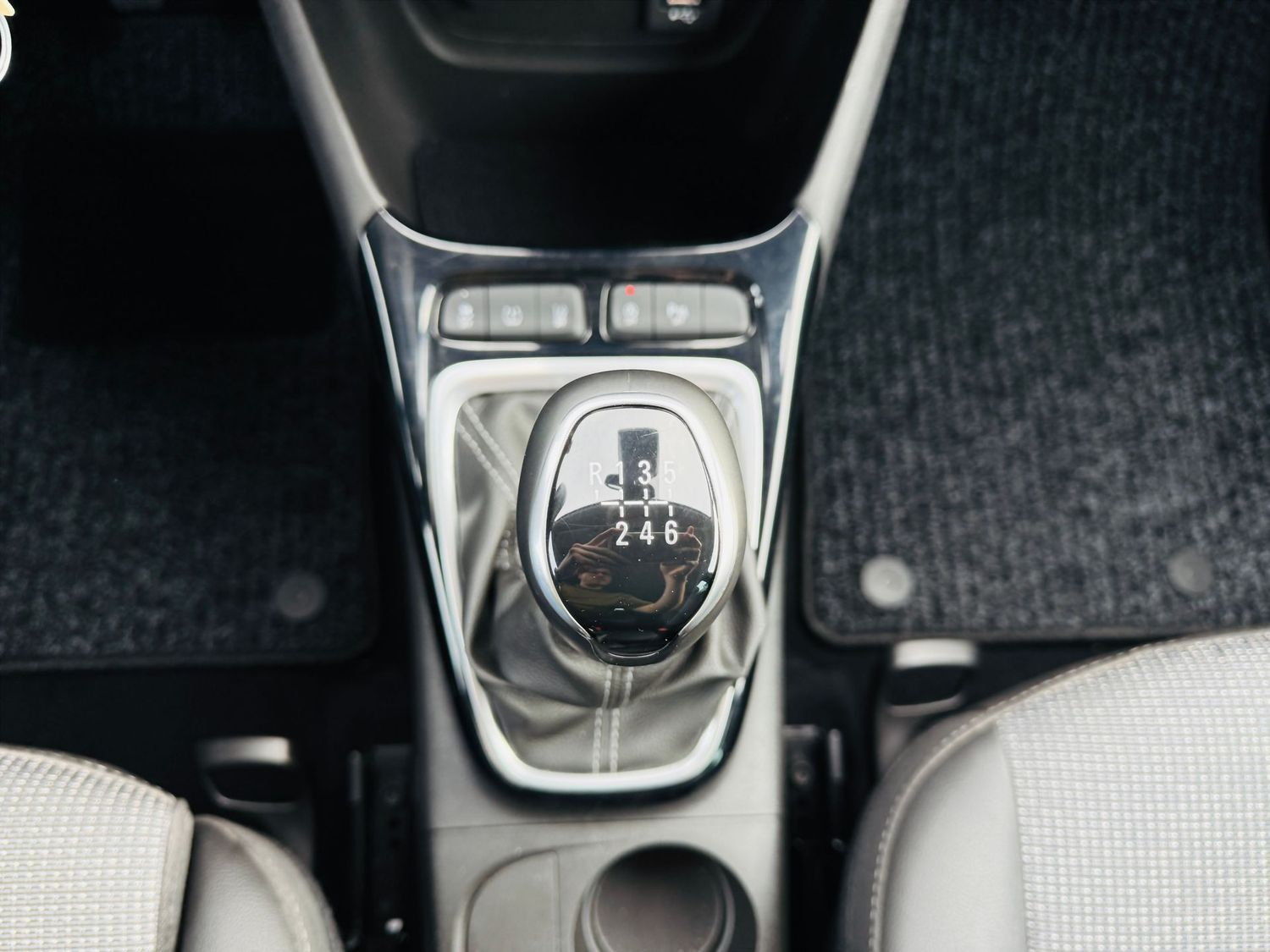 Fahrzeugabbildung Opel Crossland X 1,2 T ENJOY, Navi, LED, RFK, PTS, SH