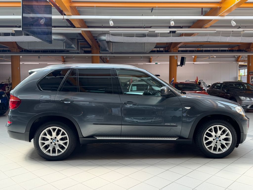 BMW X5 xDrive30d|SHZ|AHK|ACC|Kamera|Xenon|Standhzg BMW X5 xDrive30d|SHZ|AHK|ACC|Kamera|Xenon|Standhzg