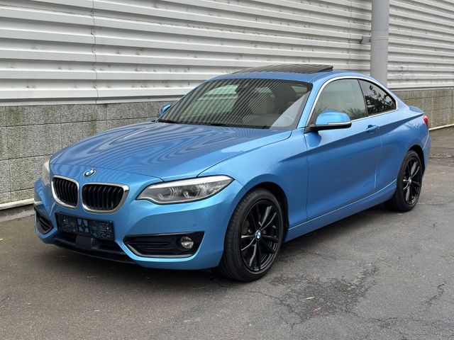 BMW 230i Coupe Sport Line Sport Aut. Leder Navi H/K