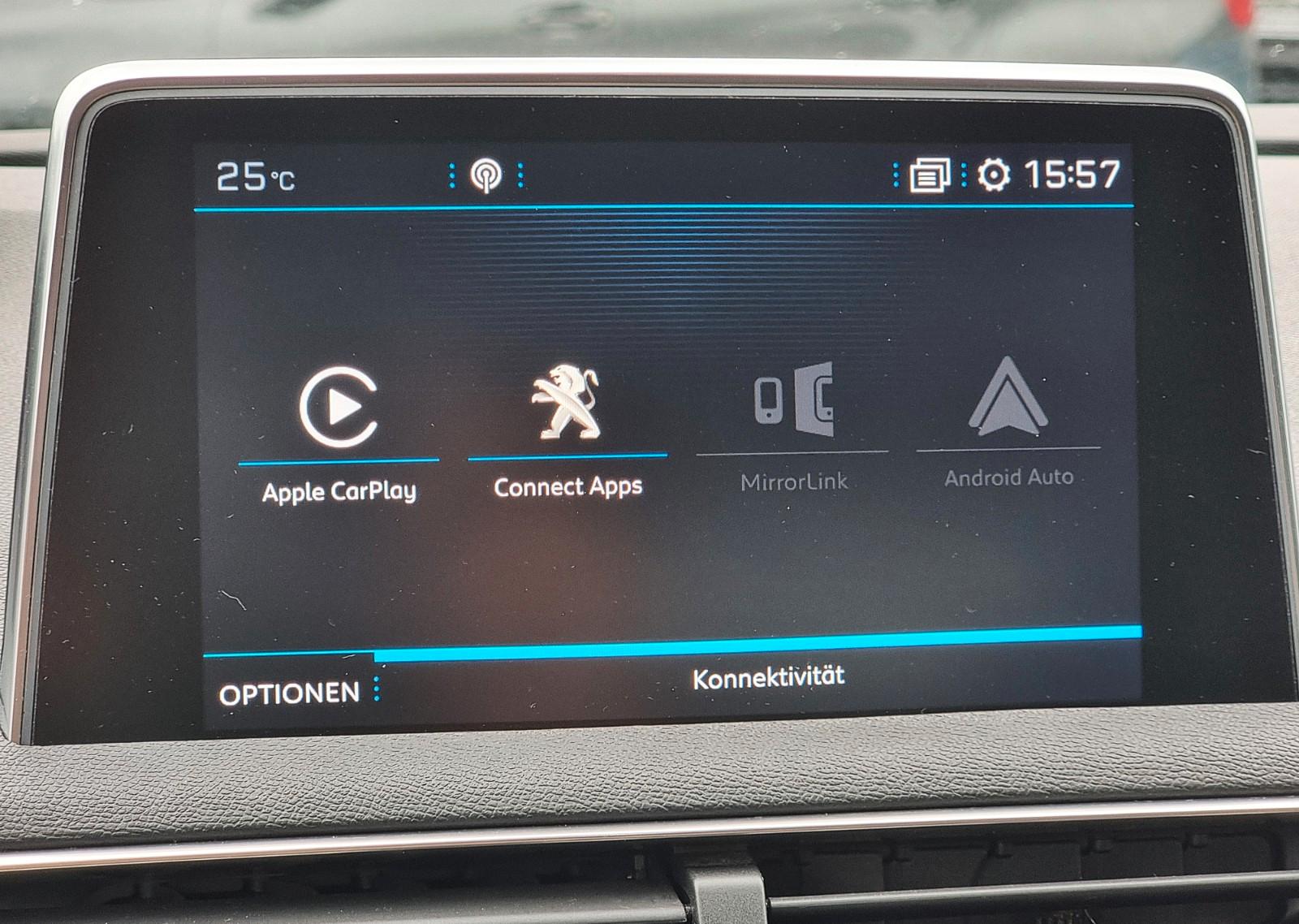 Peugeot 3008 Allure NAVI TEMP KAM SITZH PDC ACC CARPLAY