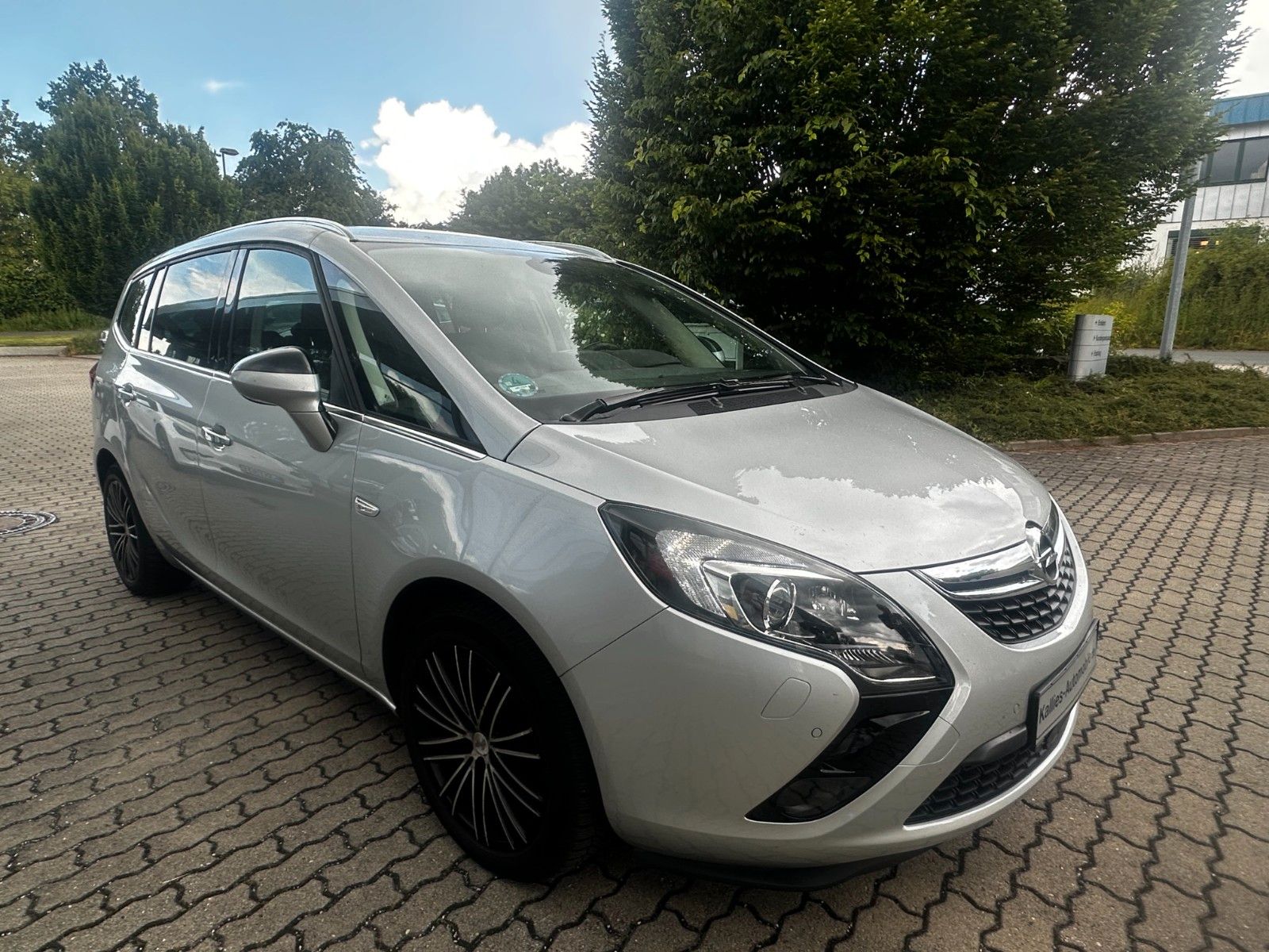 Fahrzeugabbildung Opel Zafira C Tourer Autom. /Klimaaut /Fahrradträger