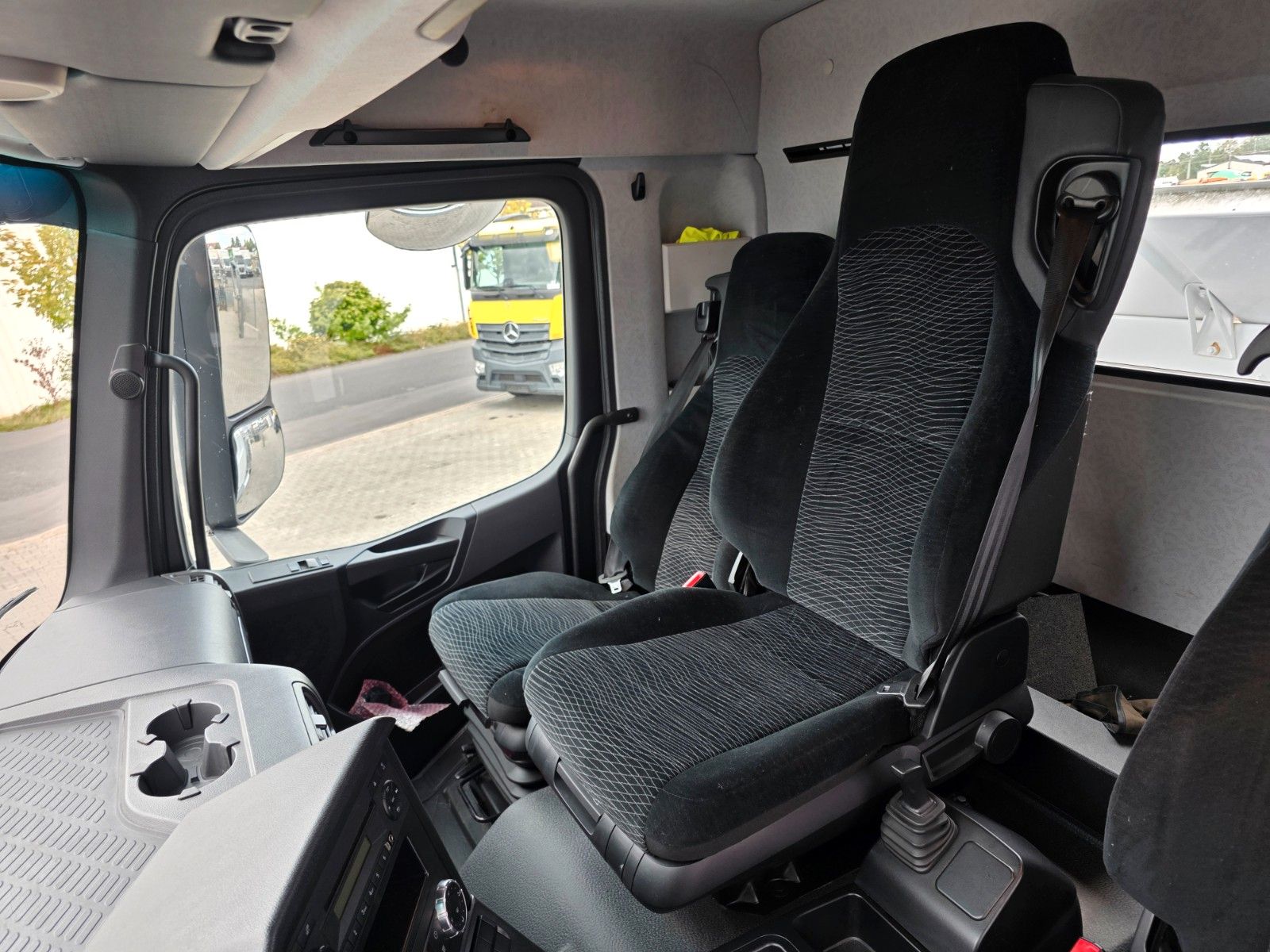 Fahrzeugabbildung Mercedes-Benz Arocs 3343 AK 6x6 Meiller