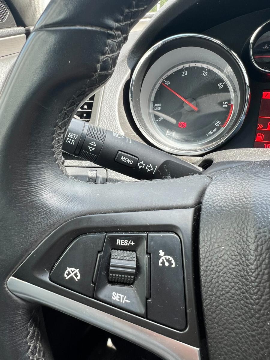Opel Insignia Tüv, INSP. Neu AHK Alu PDC Scheck. H Vo