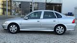 Opel Vectra 1.6, Automatik, Klima, Traumzustand, BT - Opel Vectra: B V6