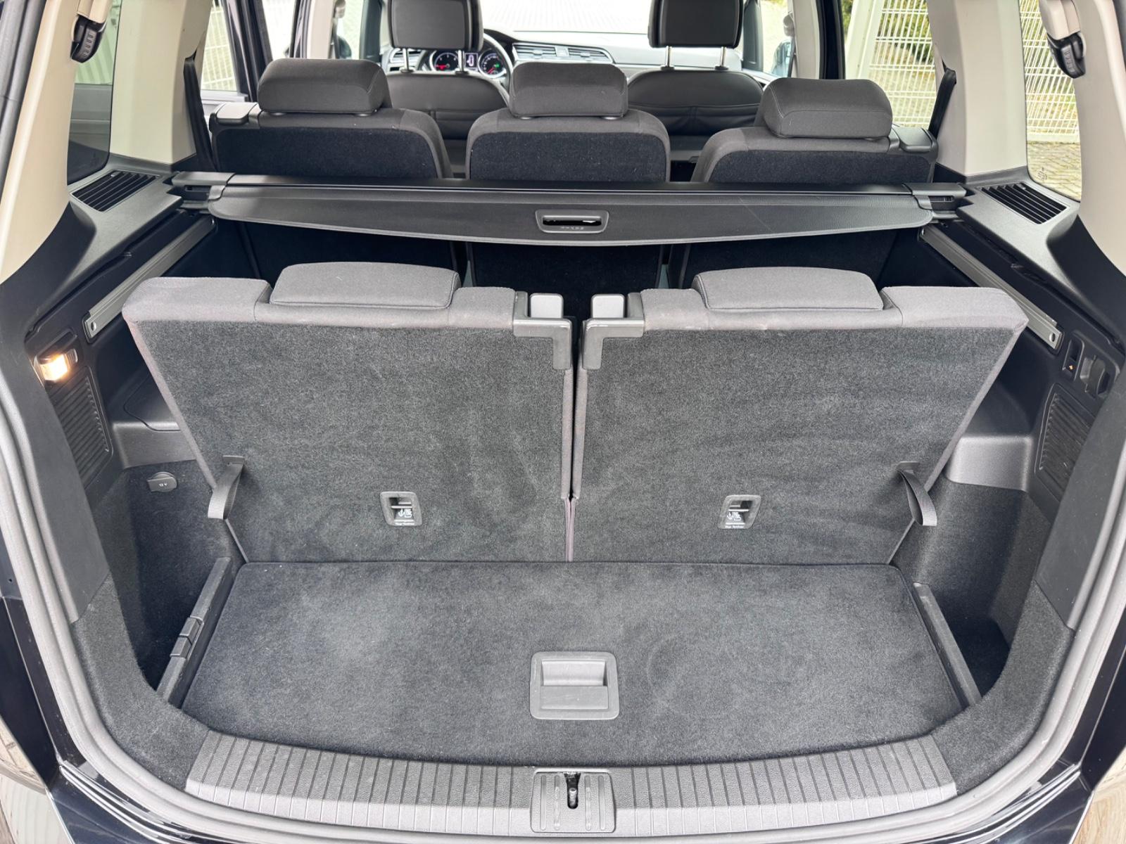 Volkswagen Touran 2.0 TDI IQ.DRIVE DSG + 7 Sitzer + AHK, миниатюра 13