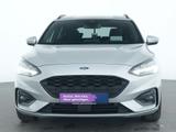 Ford Focus ST-Line HeadUp|AHK|LED|Kessy|SHZ|Navi|PDC - Ford Gebrauchtwagen in Bamberg