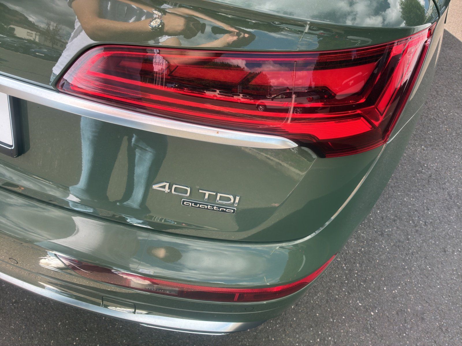 Fahrzeugabbildung Audi Q5 40 2.0 TDI quattro S-Line Kamera,LED,Matrix