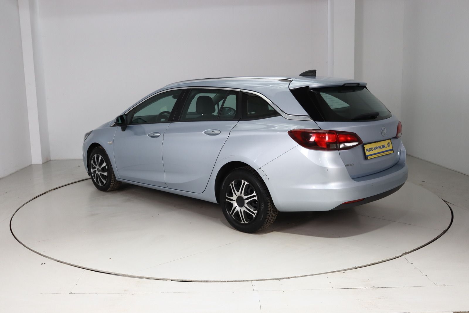 Fahrzeugabbildung Opel Astra K Sports Tourer * Navi * HU/AU neu *