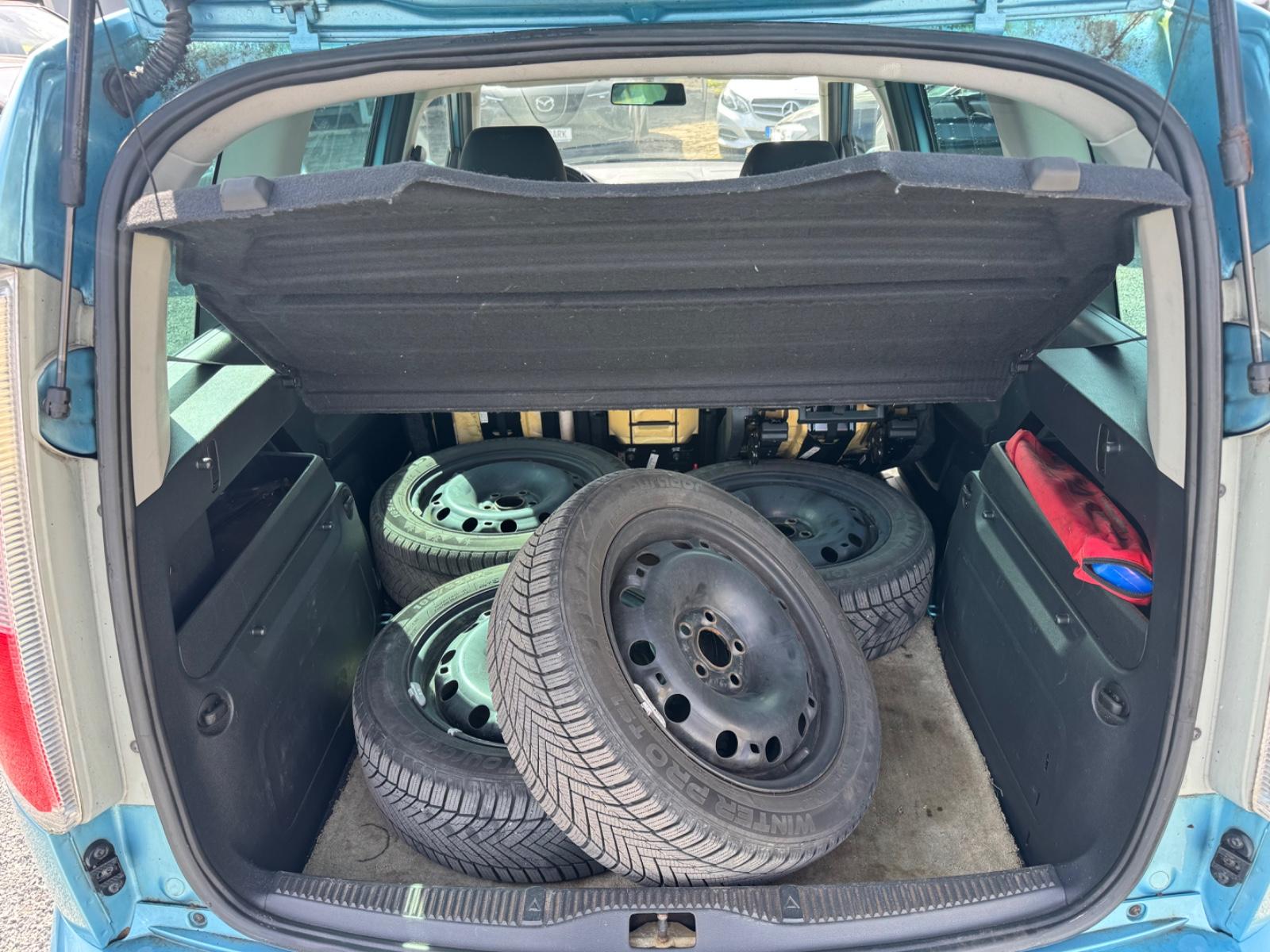 Skoda Roomster 2013 — photo 6
