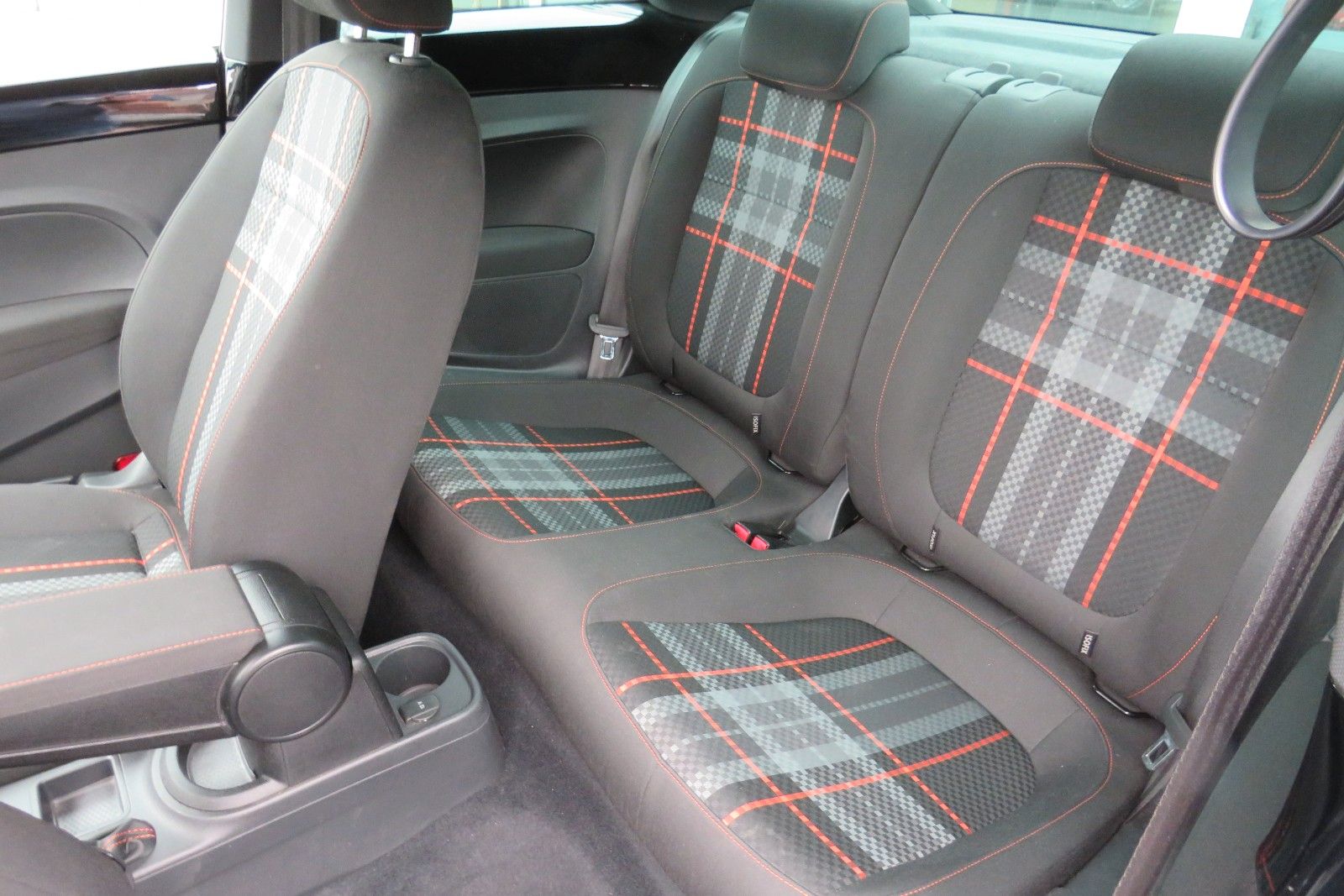 Fahrzeugabbildung Volkswagen Beetle Lim. Club XENON NAVI APP-CONNECT PDC 18`