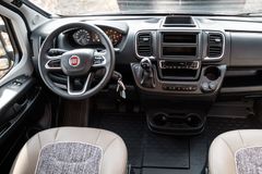 Malibu Van first class - two rooms - GT skyview 640 LE