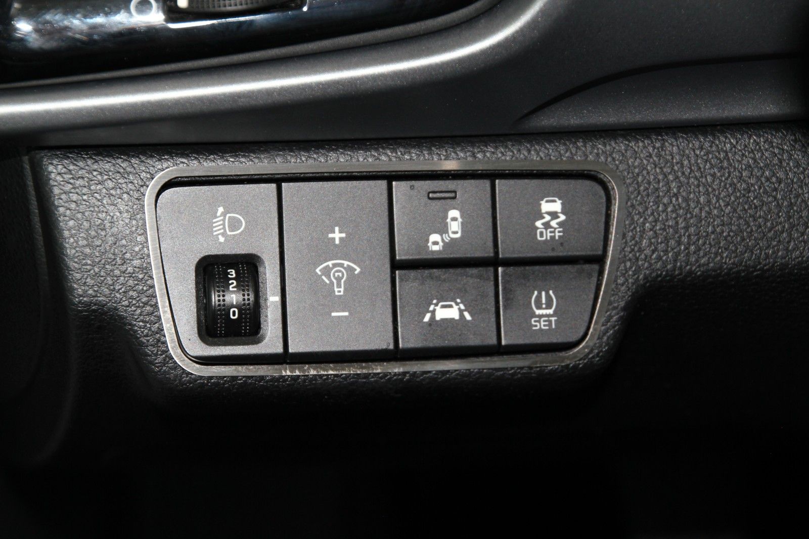 Fahrzeugabbildung Kia Stonic Spirit 1,4