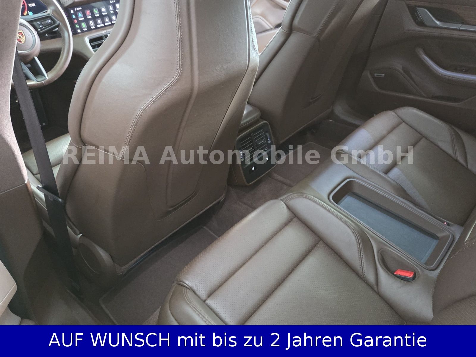 Fahrzeugabbildung Porsche Taycan Turbo 93 KWH, SOH 93,5%, LED