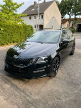 Skoda Octavia 2.0 TSI DSG RS 245 Combi RS - Skoda Octavia: Alcantara