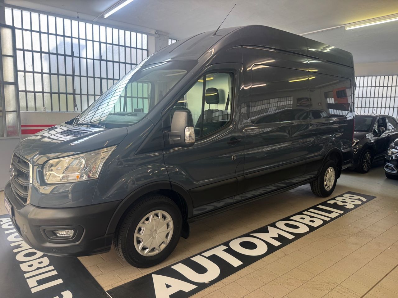 Ford Transit - 1