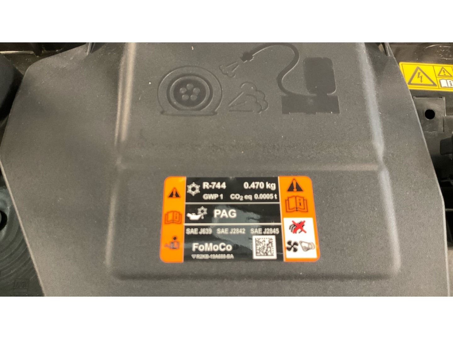 Fahrzeugabbildung Ford Explorer Premium AWD HUD Panorama Navi