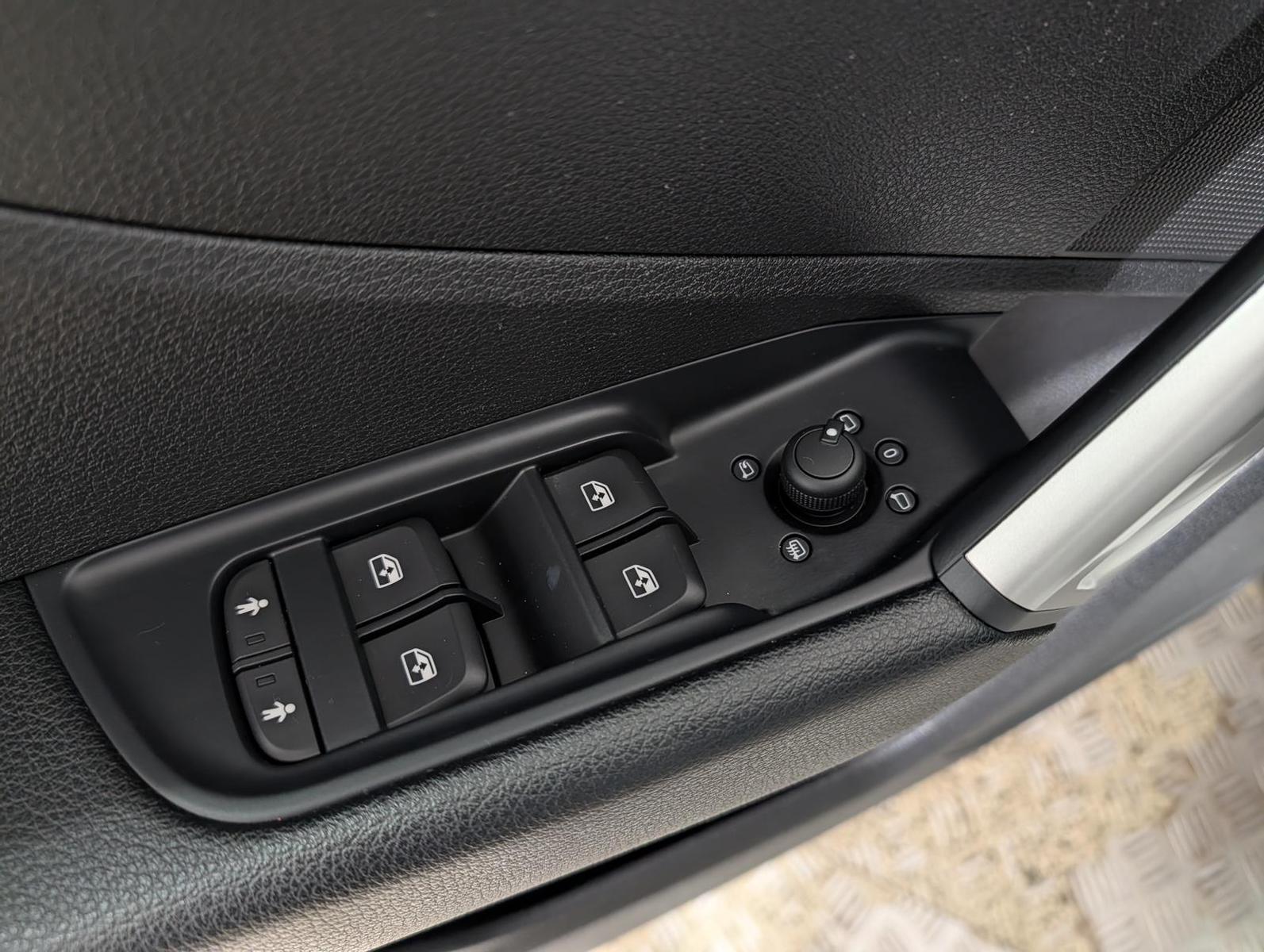 Audi Q2 1.5 TFSI 35 advanced LED Navi Sound RFK, миниатюра 13