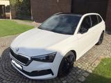 Skoda Scala 1.6 TDI DSG Ambition Ambition, AHK, Shzg - Skoda Scala Ambition mit Diesel-Antrieb