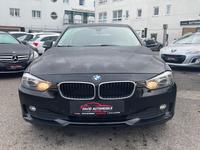 BMW 320d /XDRIVE/ALU/SHZ/NAVI/EURO5/PDC/GEPFLEGT*