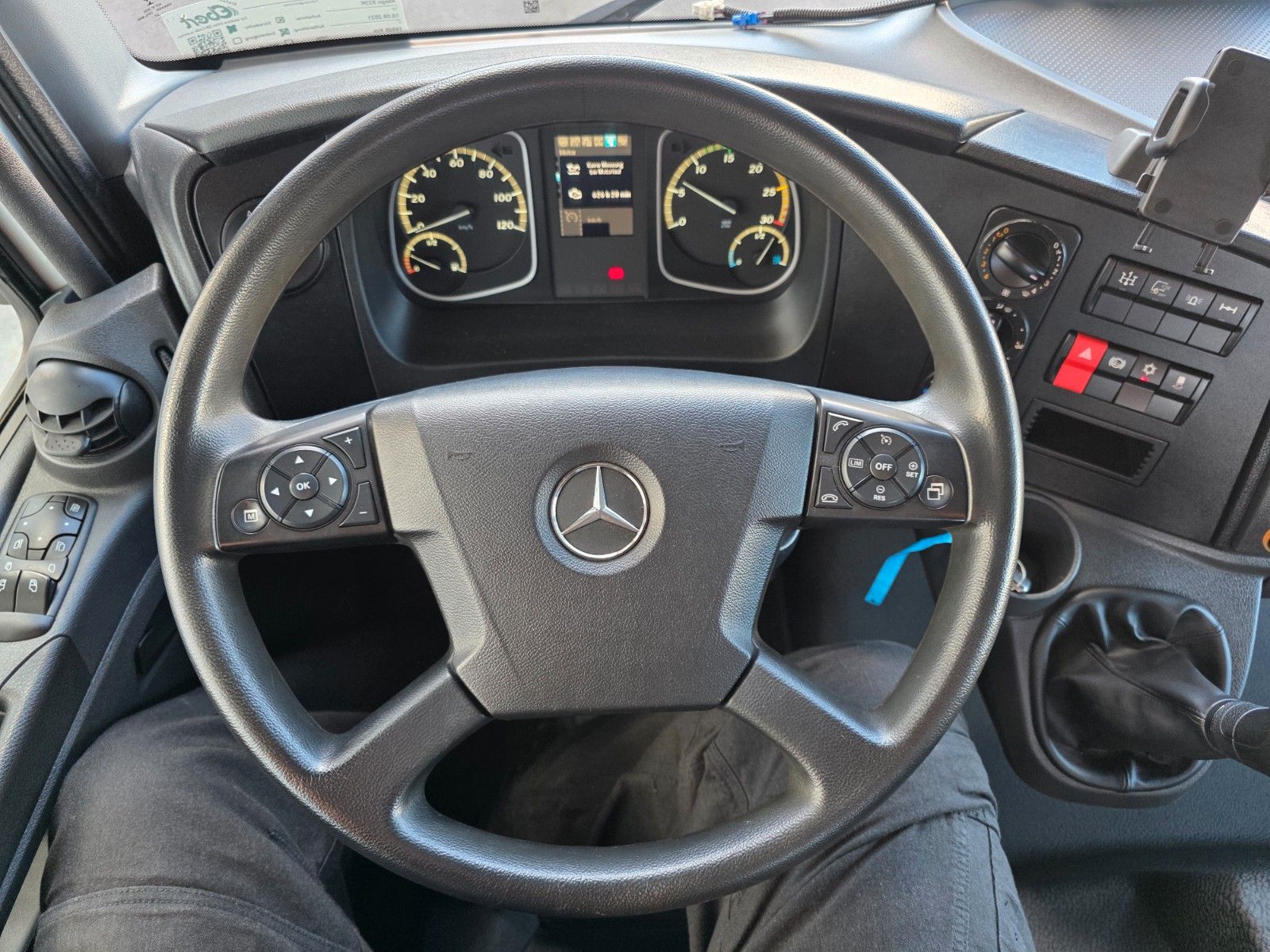 Fahrzeugabbildung Mercedes-Benz Atego 823 K 4x2 Meiller 2x AHK Klima 3 Sitze
