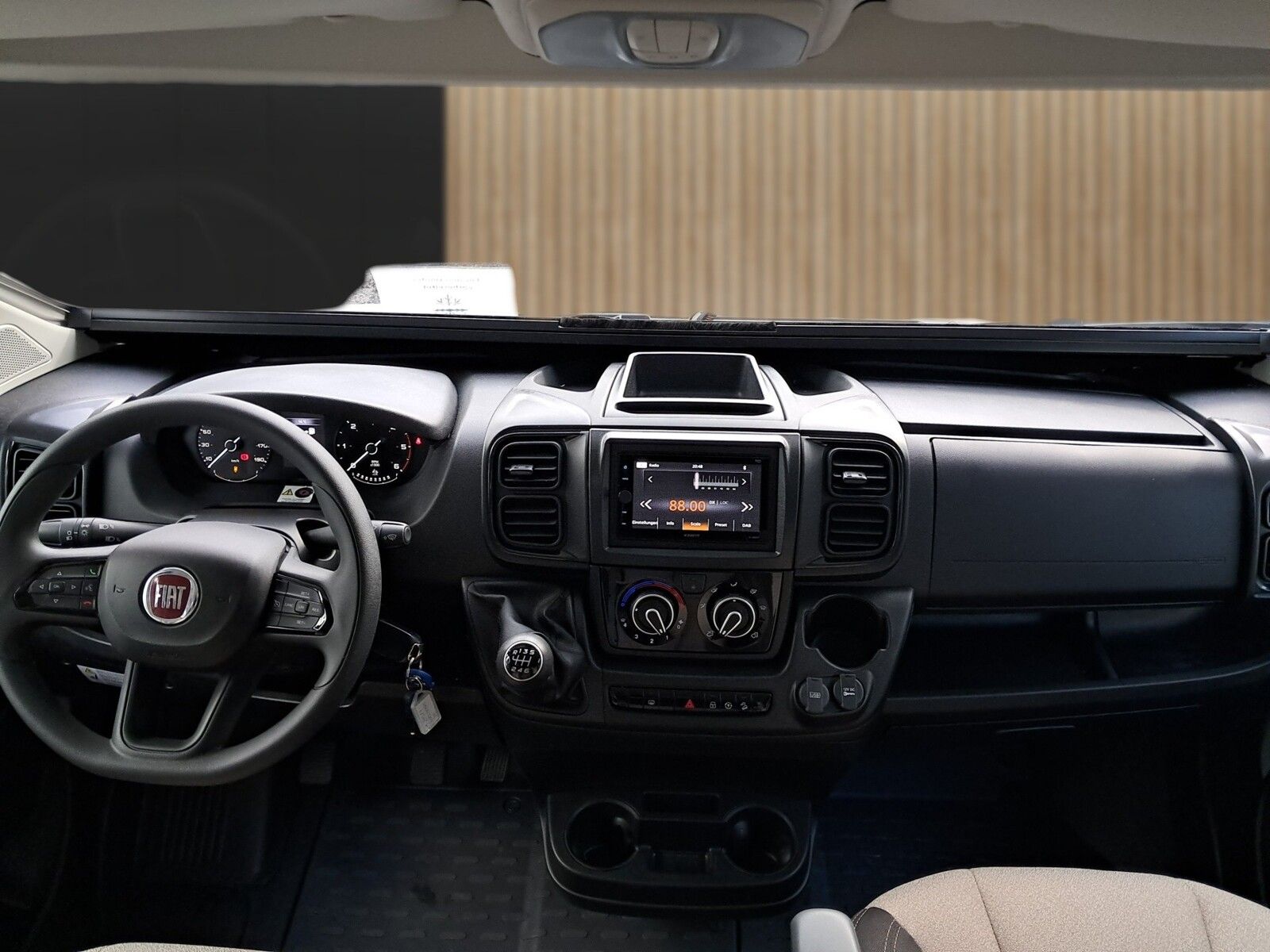 Fahrzeugabbildung Eura Mobil Activa One AO 690 HB Travel-Paket/Mark./Lithium.