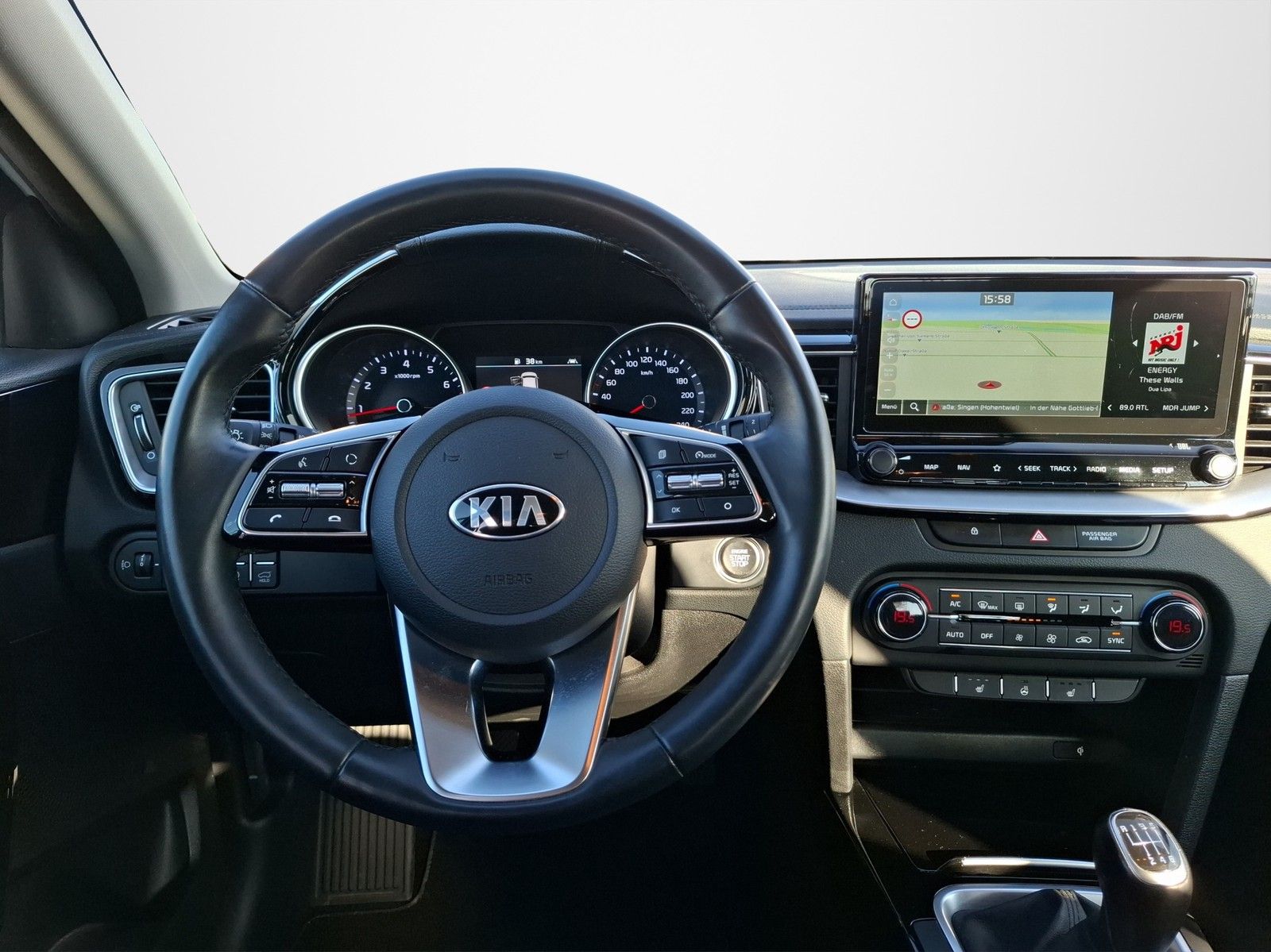 KIA XCeed 1.6 T-GDI Spirit KLIMA / NAVI / SITZHEIZUN - Image 11