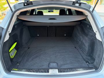 Mercedes E 220 - 7