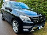 Mercedes-Benz ML 350 BlueTEC 4MATIC AMG - Mercedes-Benz ML 350: Bluetec