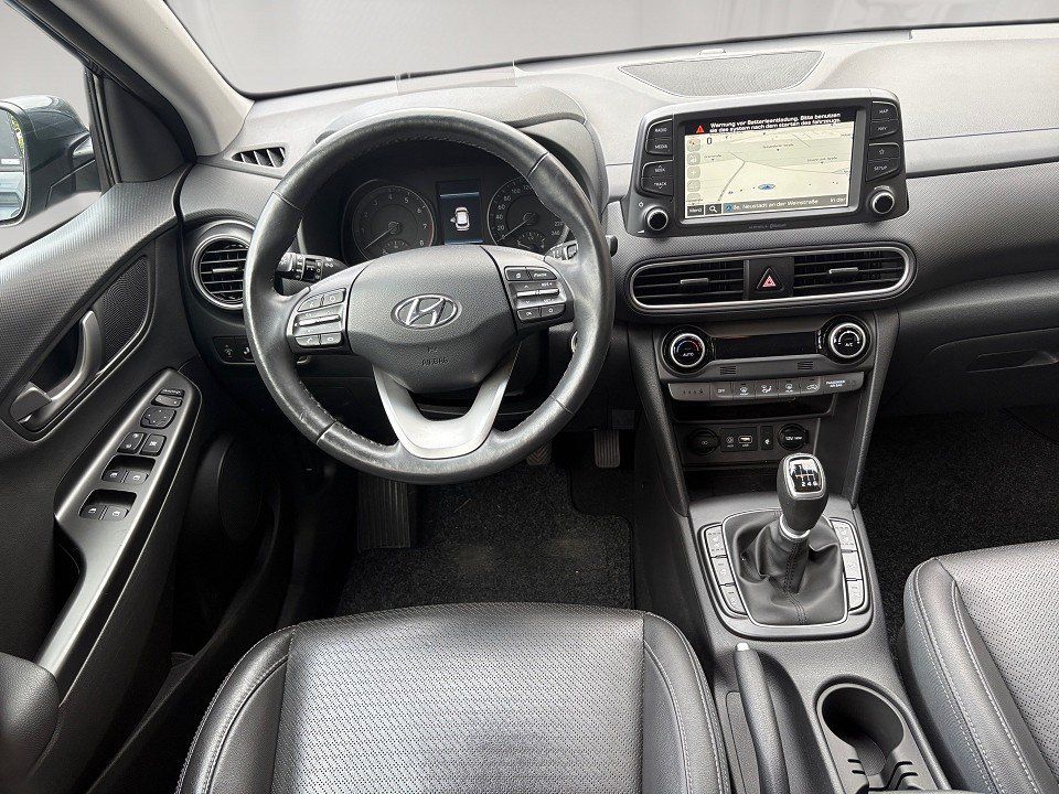 Fahrzeugabbildung Hyundai Kona 1.0 T-GDI 120PS Premium AHK