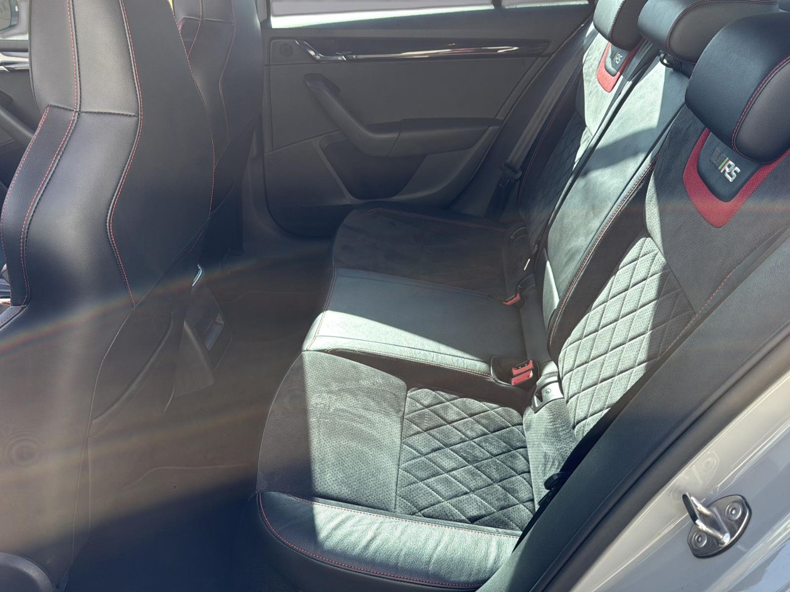 Fahrzeugabbildung SKODA Octavia Combi RS 245/ unfallfrei