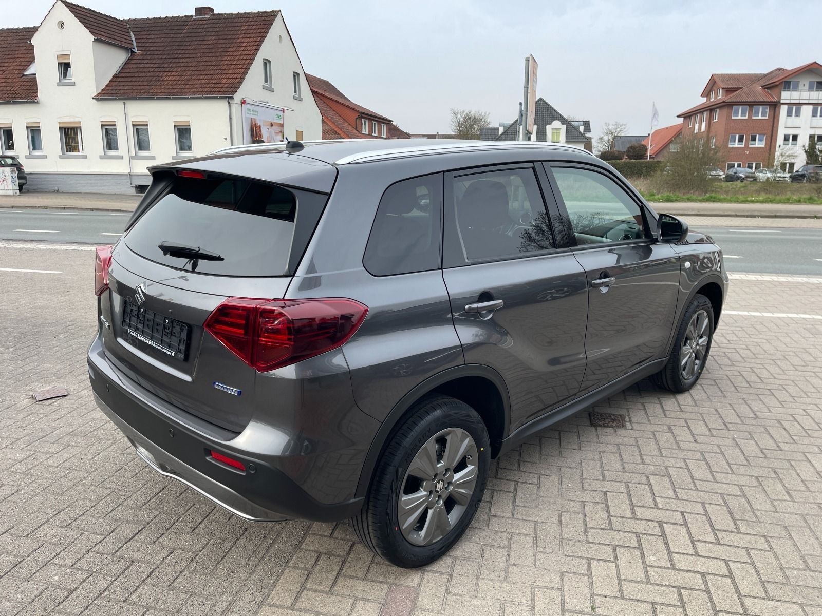 Fahrzeugabbildung Suzuki Vitara 1.4 Hybrid Komfort Klima Navi Kamera