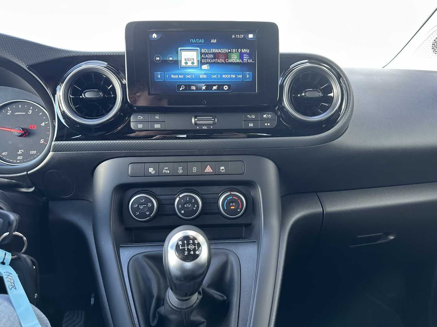 Fahrzeugabbildung Mercedes-Benz Citan 112 CDI Tourer Kamera MBUX LED Tempomat