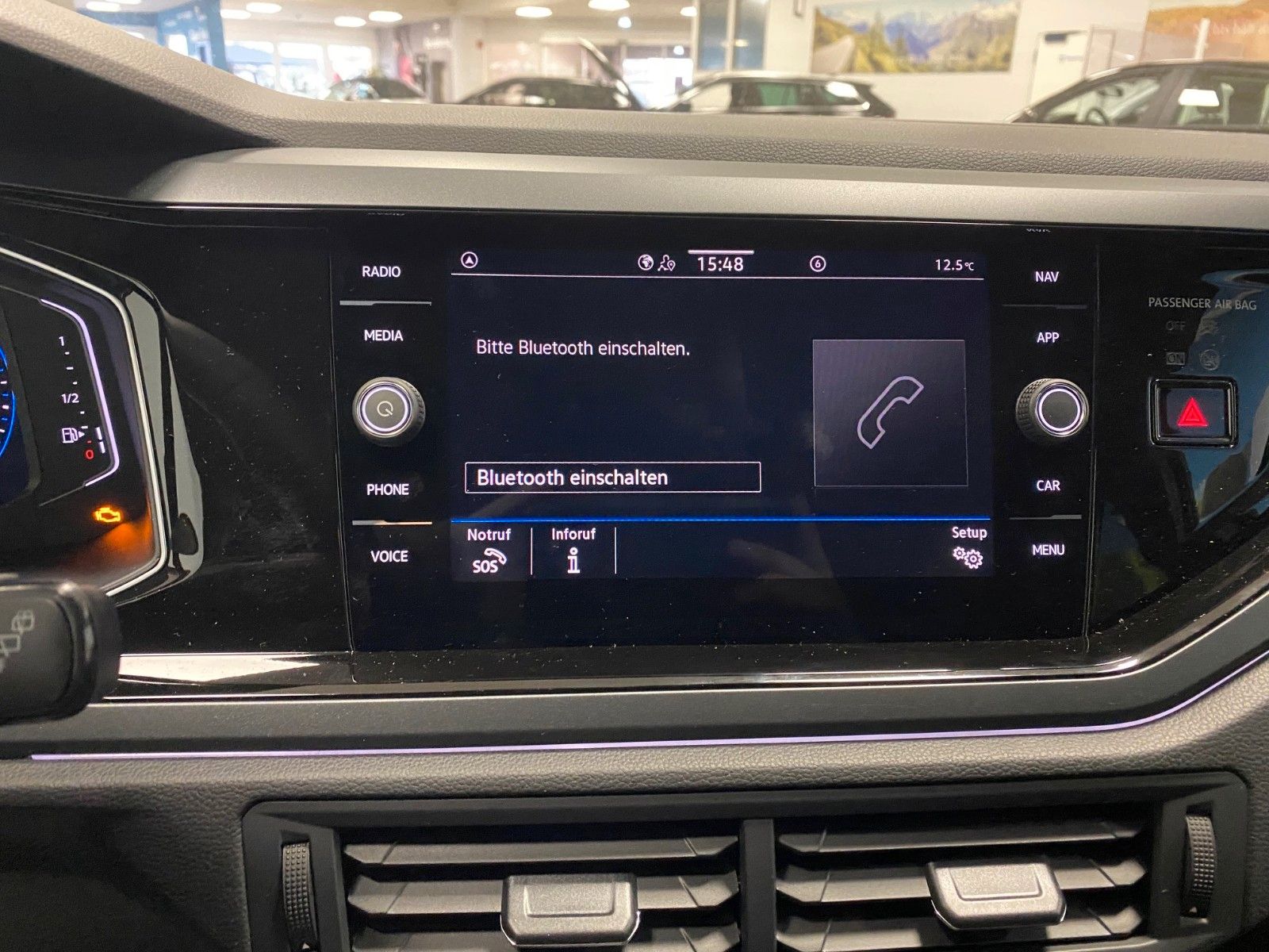 Fahrzeugabbildung Volkswagen Taigo 1.0 TSI DSG R-Line+MATRIX+iQ Light+ACC+App