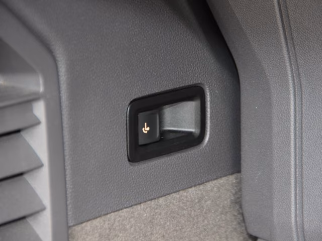 Volkswagen T7 Multivan 2.0 TSI life Klima LED Alu