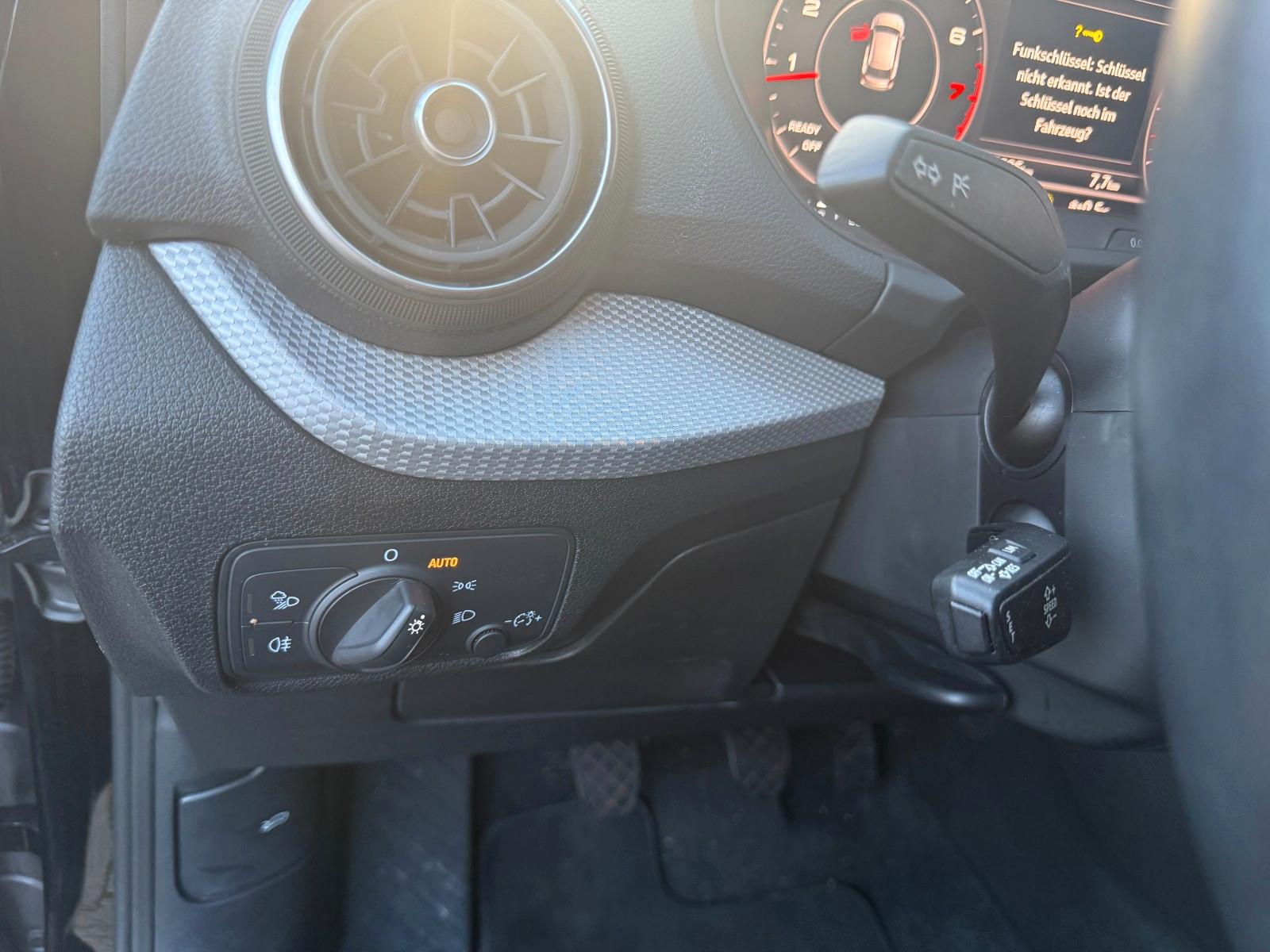 Audi Q2 35 TFSI advanced Alu Klima Navi PDC SHZ, миниатюра 15
