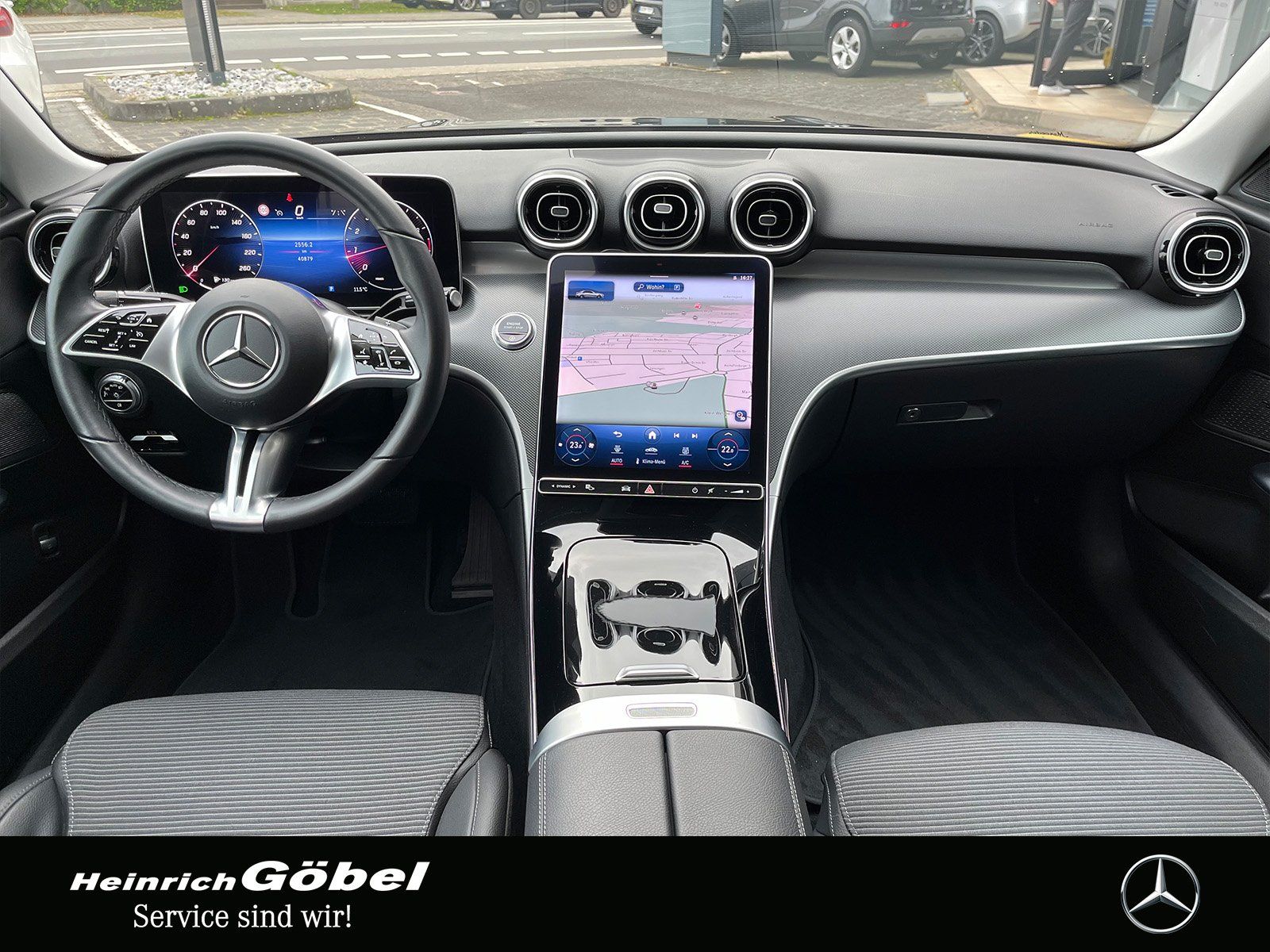 Fahrzeugabbildung Mercedes-Benz C 180 AVANTGARDE SD NAVI LED KAMERA AMBIENTEBEL