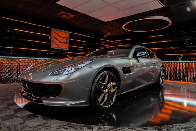 Ferrari GTC4Lusso T V8*Lift*Carbon LED*Sunroof*JBL