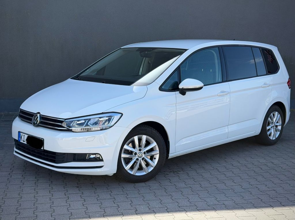 Image of Volkswagen Touran