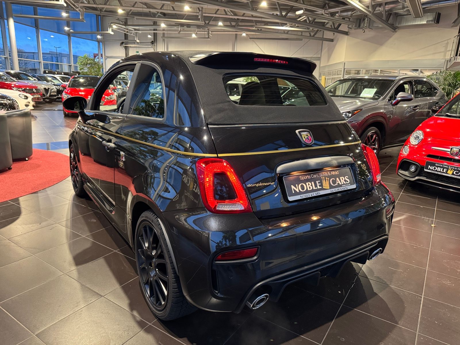 Fahrzeugabbildung Abarth 595C  Scorpioneoro Turismo - 2000 Stk weltweit!
