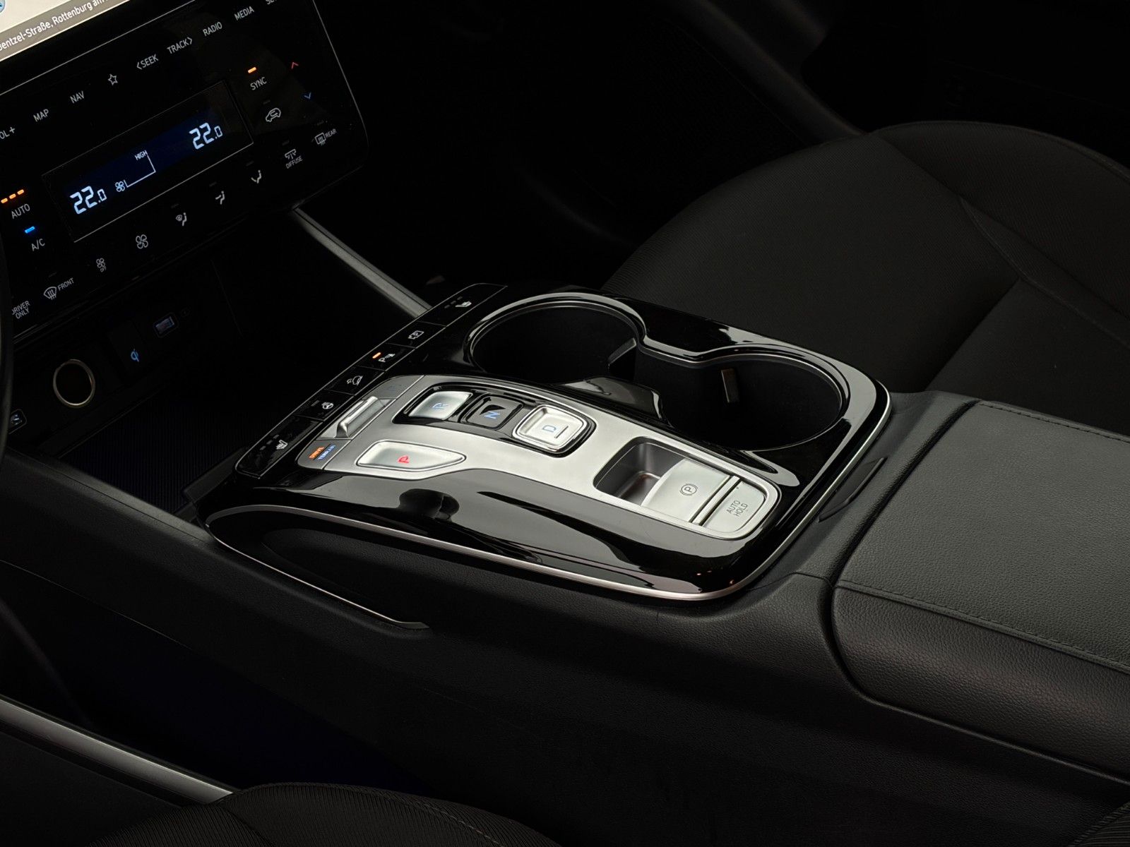 Fahrzeugabbildung Hyundai Tucson  1.6 T-GDI Trend/PHEV/4WD/ACC/CAM/SHZ/LHZ