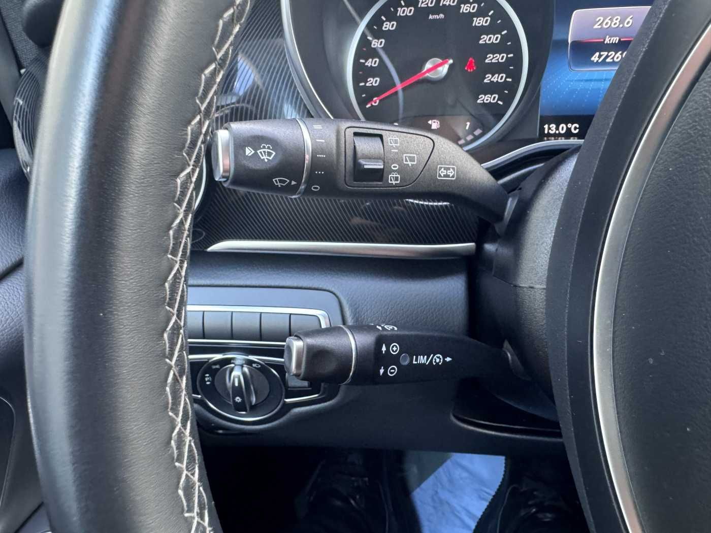 Fahrzeugabbildung Mercedes-Benz V 300 d EDITION 7Sitze MBUX LED Kamera