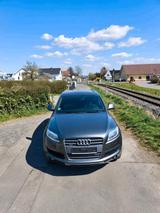 Audi Q7 TDI quattro/S-LINE - Audi Q7 aus 2008: Line