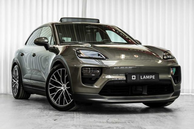 Porsche Macan 4 Electric Peformance Aventurine Green Pan