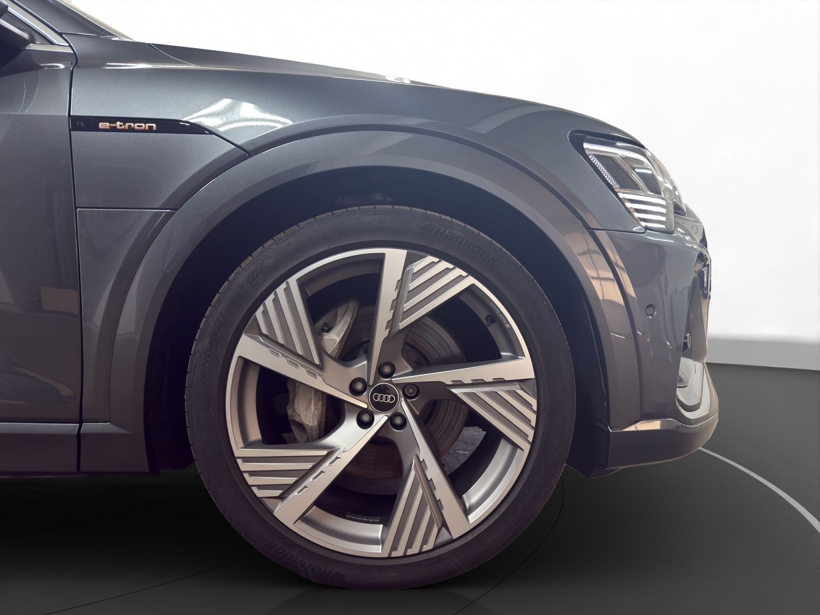 Audi e-tron - Bild 13