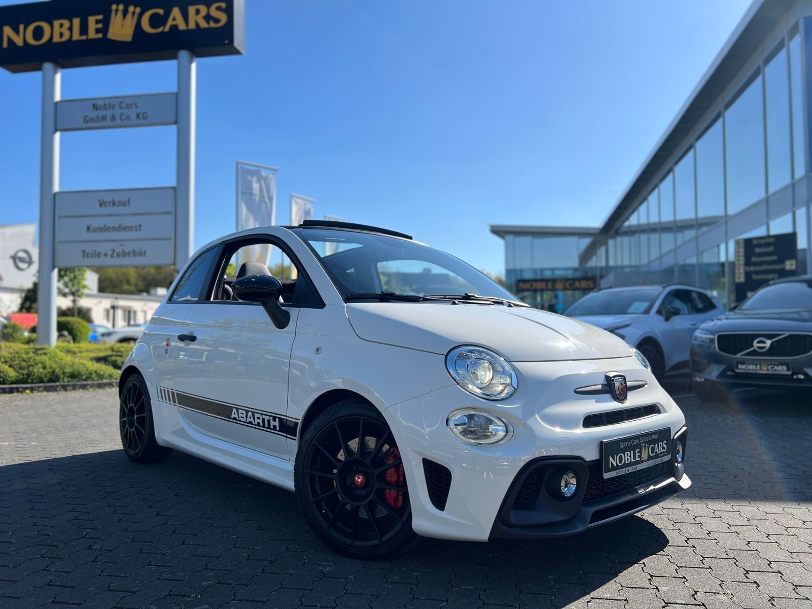 Fahrzeugabbildung Abarth 595C esseesse BEATS XENON NAVI ALU