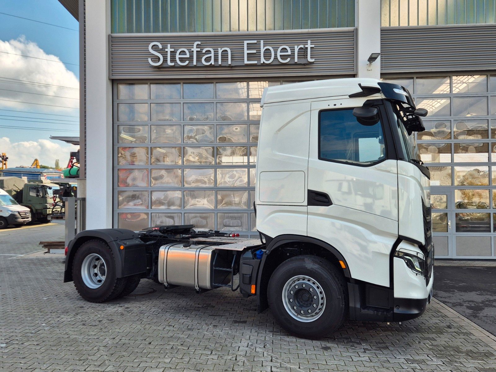 Fahrzeugabbildung Iveco X-Way AS440X50T/P ON+ Hydraulik Intarder Cam